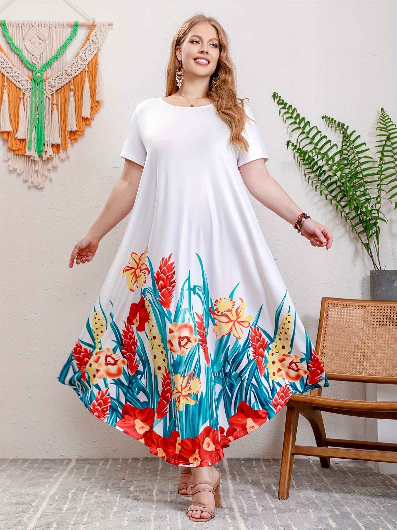 Plus Size Women's Printed Round Neck Large Swing Dress