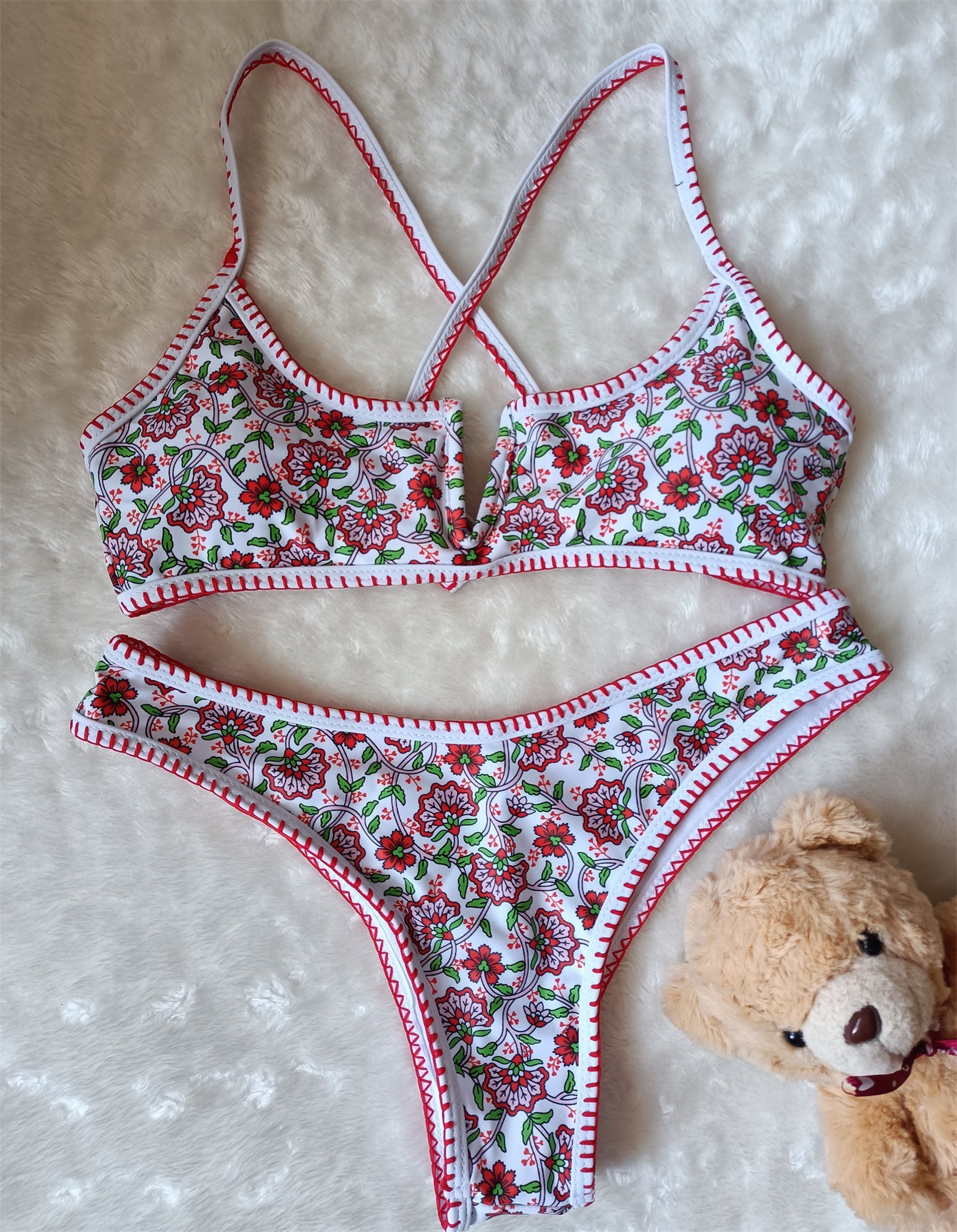 V-Neck Embroidery Floral Swimsuit