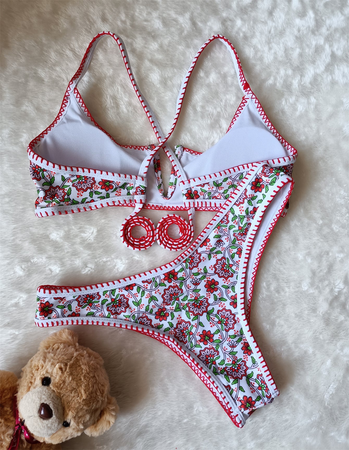 V-Neck Embroidery Floral Swimsuit