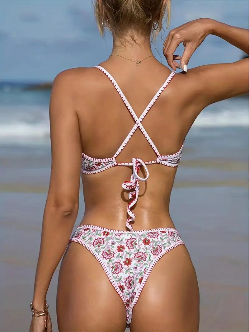 V-Neck Embroidery Floral Swimsuit