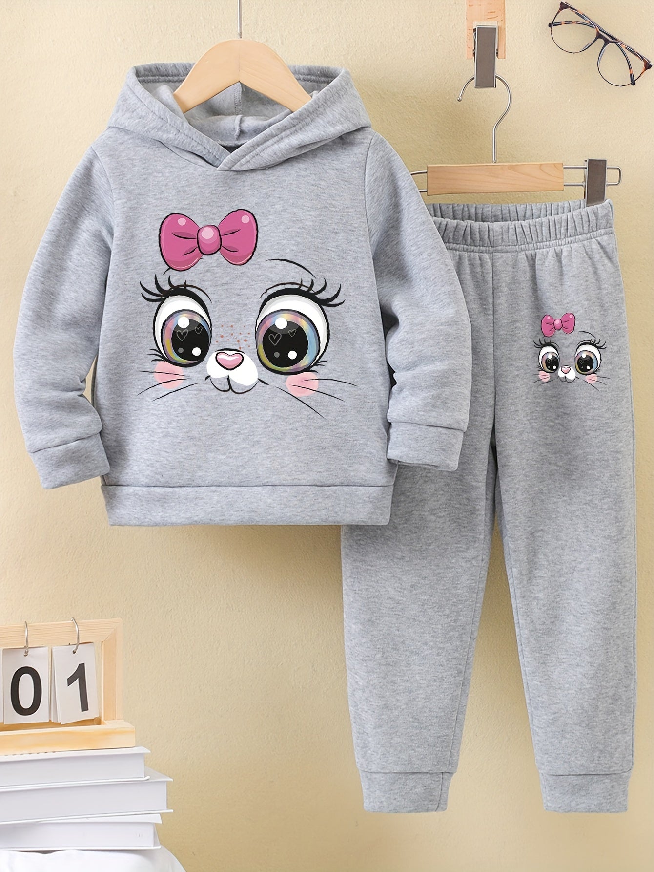 Girls 2-Piece Cartoon Cat Pattern Hooded Sweatshirt and Sweatpants Set 🐱👧